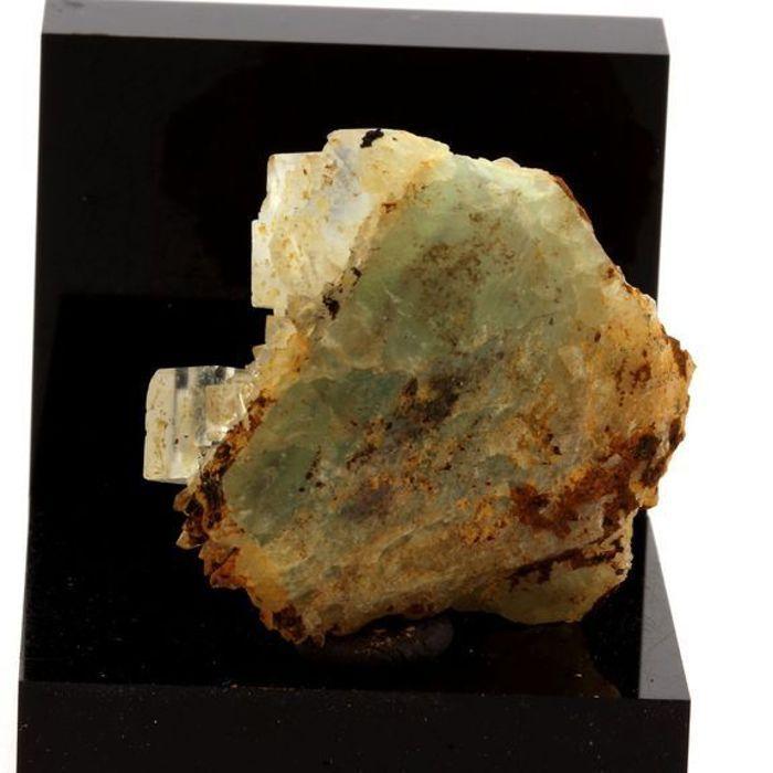 Fluorite + Quartz 79.4 carats