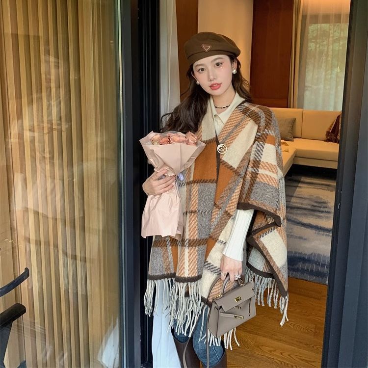 New Retro British Plaid Shawl for Women's Outer Wear High End Korean Version Versatile Autumn and Winter Imitation Cashmere Warm Scarf Thick