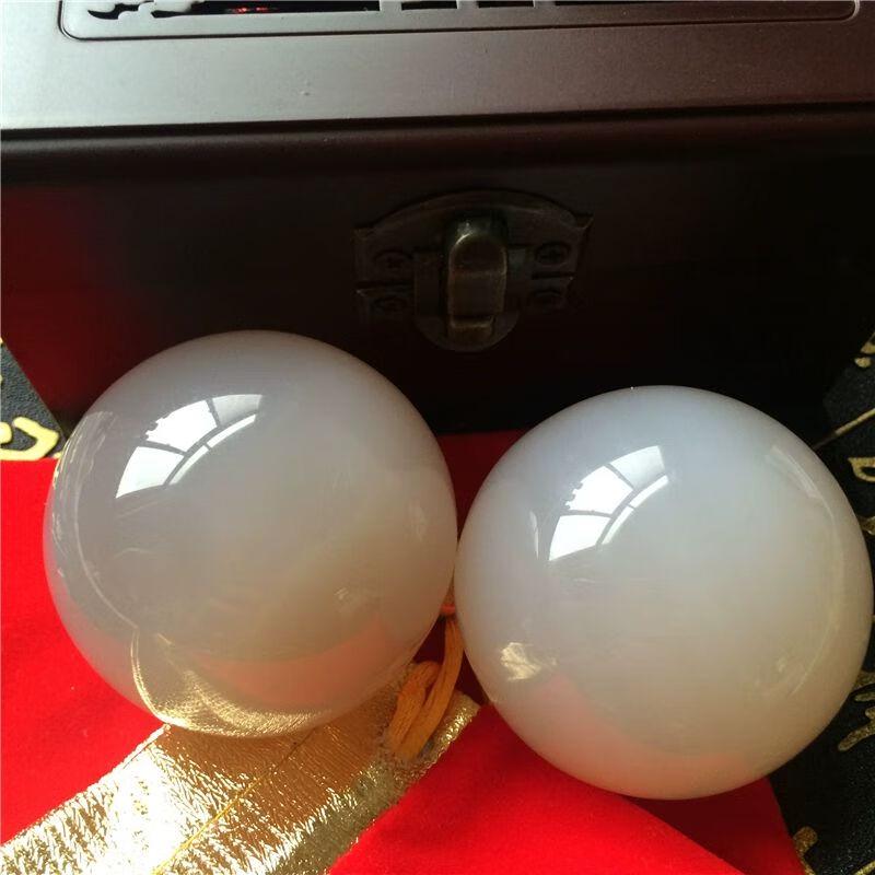 Jade Baoding Health Hand Ball