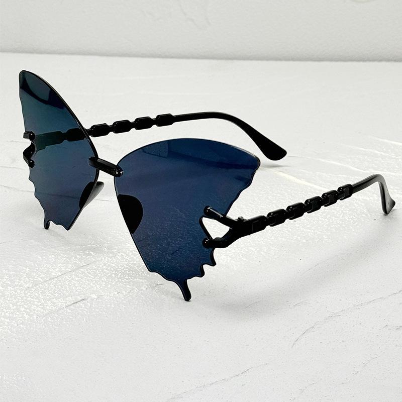 

Butterfly Shaped Rimless Sunglasses For Women Gradient Tinted Lenses UV Protection Trendy Party Shades For Festivals KJ180