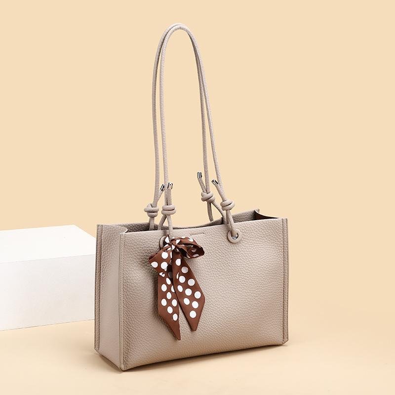 Women's Bag New Tote Bag Large Capacity Women's Bag Commuter Fashion Women's Shoulder Silk Scarf Casual Large Bag Mother and Child Bag