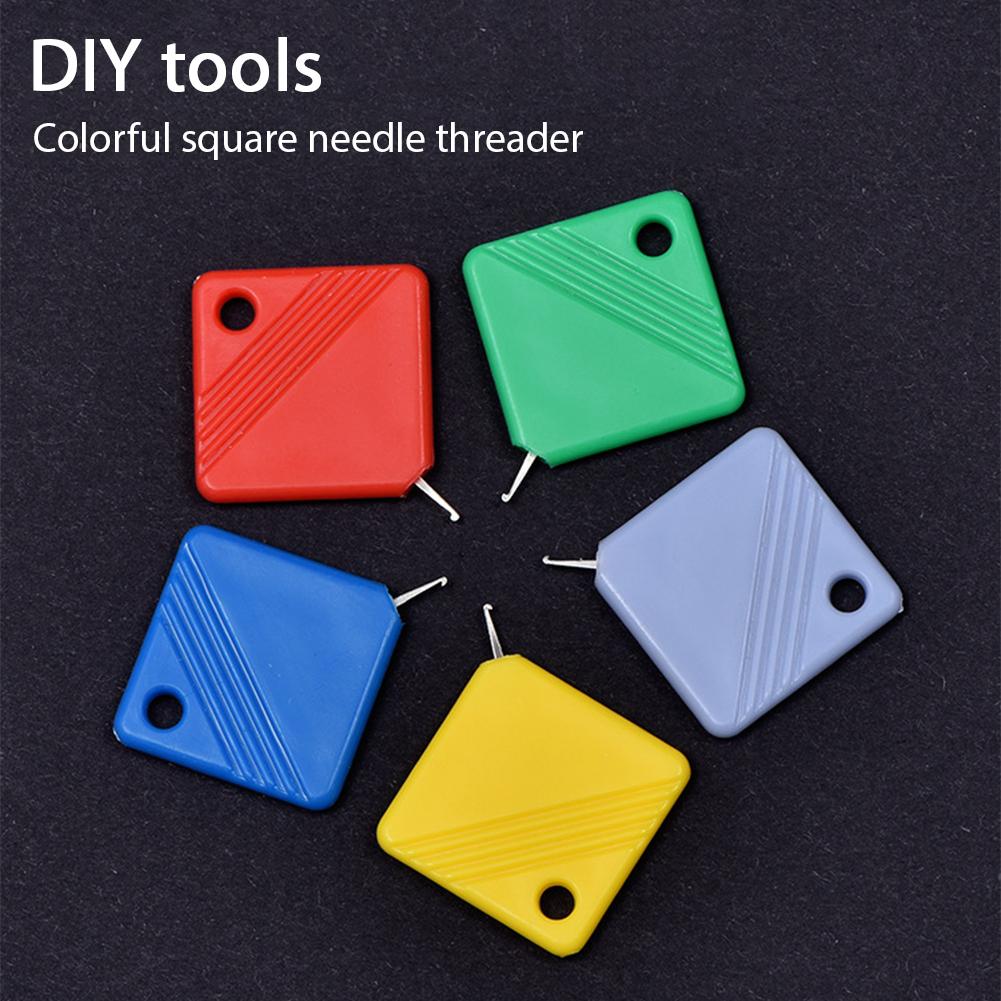 1pcs Elderly Guide Needle Threader Automatic Easy Device DIY Hand Sewing Simple Needle Threader For Needle Work Sewing
