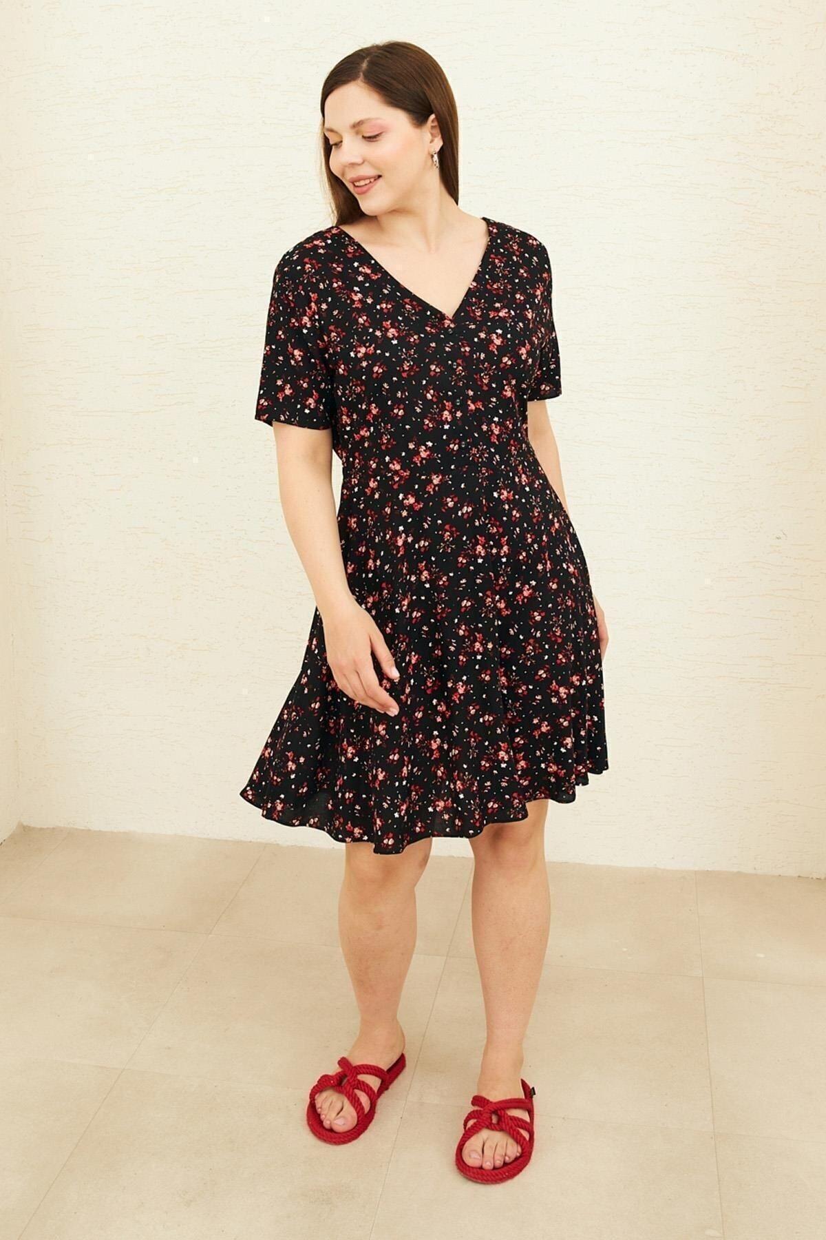 

Women s Big Size Dress Black Patterned Dress with Cross Back Band