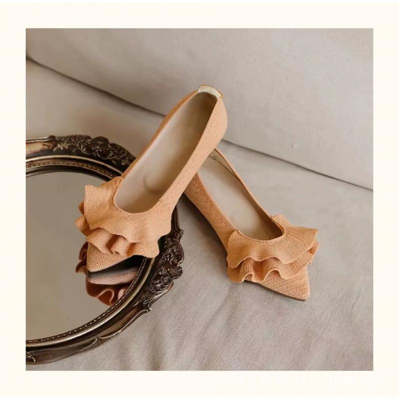 [Naked single shoes] Egg roll lotus leaf edge pointed casual flat bottom new French soft sole comfortable fly woven women's shoes