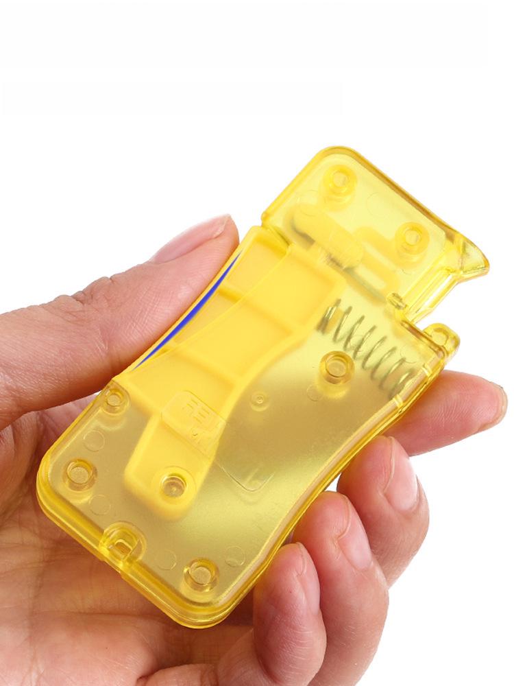 Elderly-Friendly Needle Threading Tool for Hand Sewing and Cross-Stitch