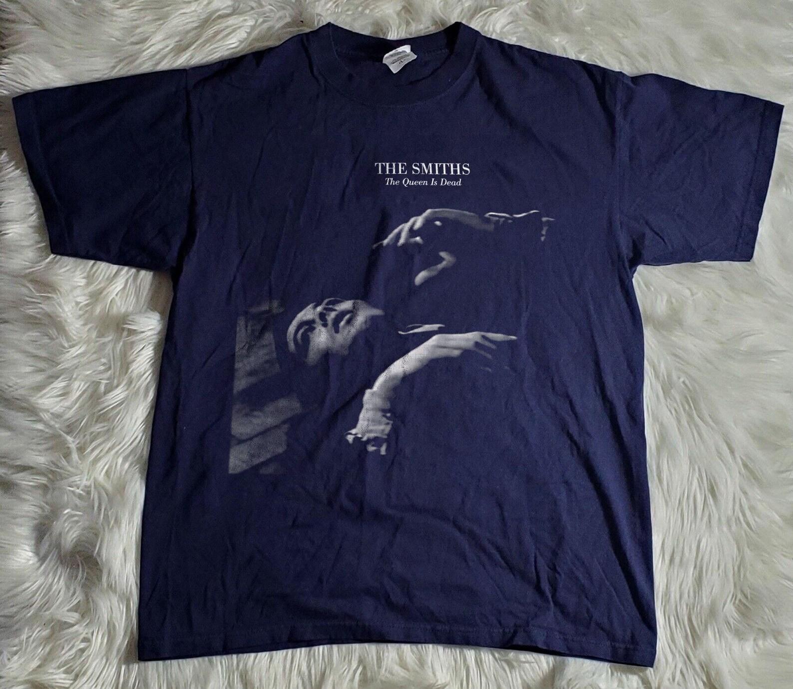 The Smith Black Tee,unisex,graphic tee S