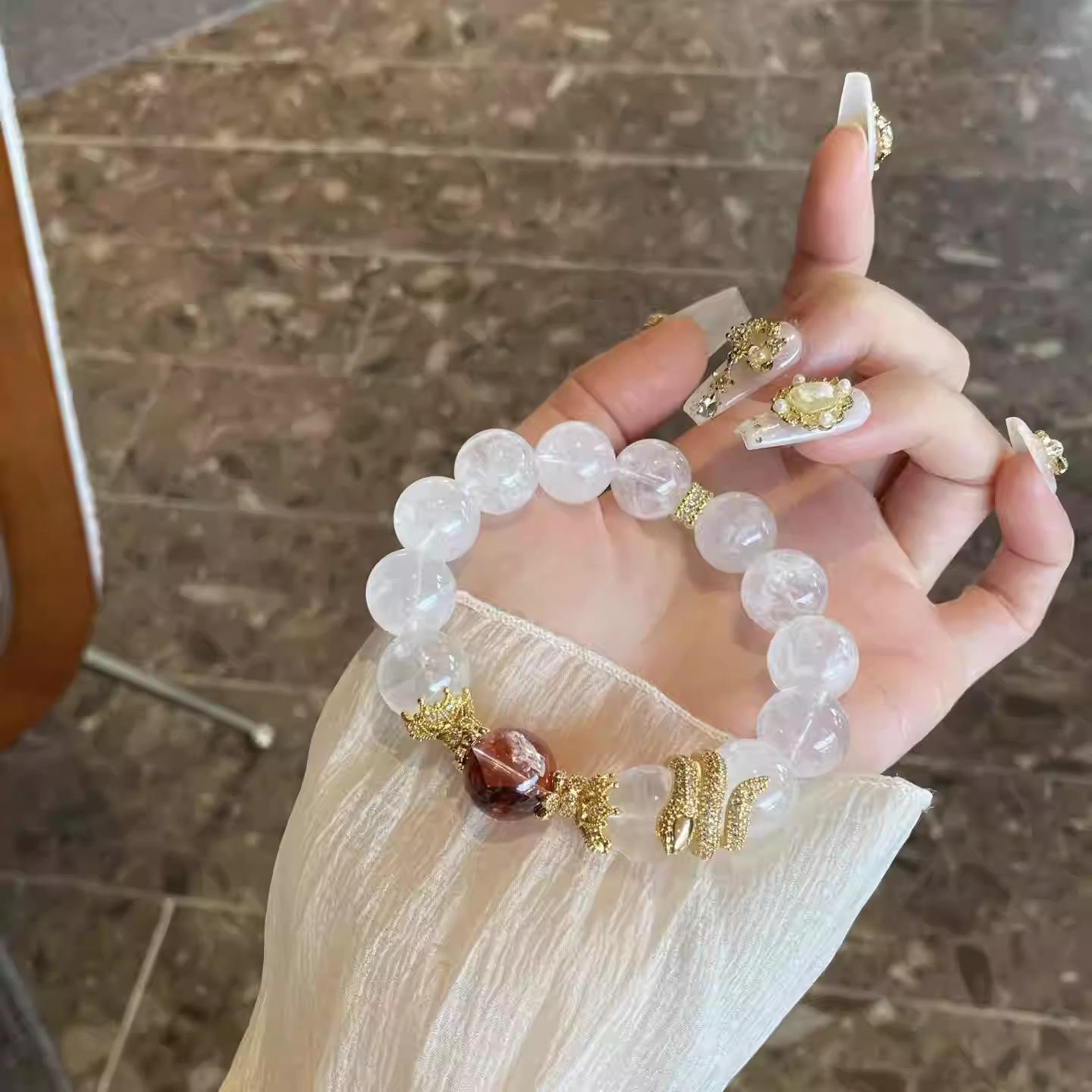 

Original design snake-themed natural white phantom crystal bracelet with resin inclusions, niche high-end feel, a gift for friends, suitable for about10MM White Phantom+G