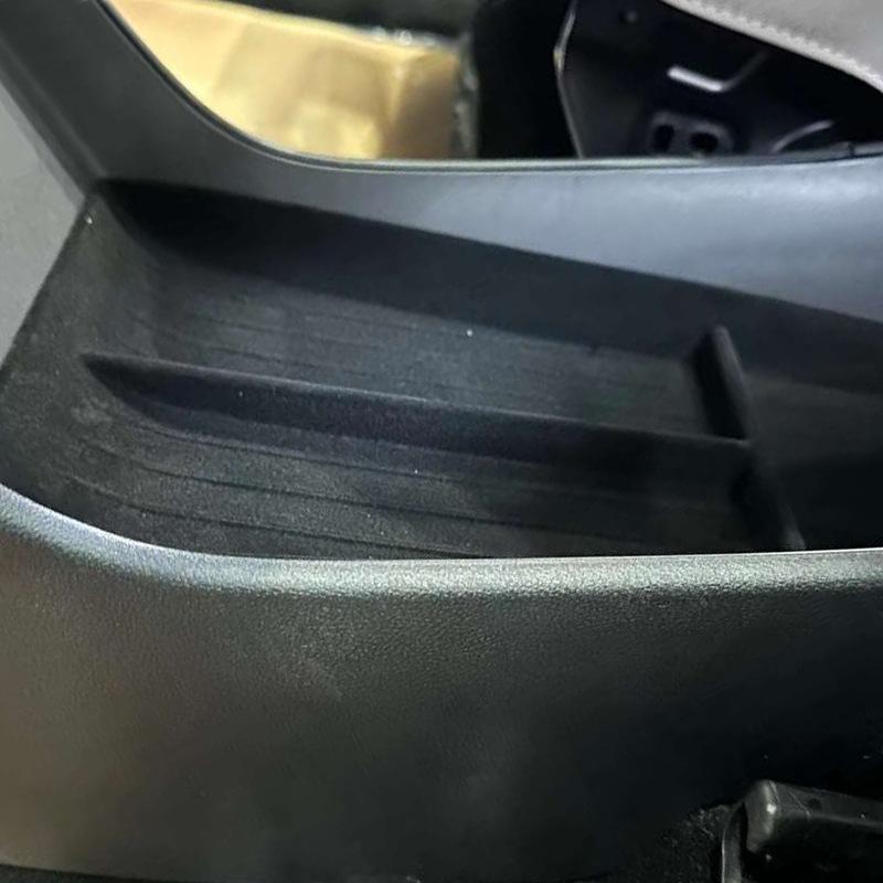 

Suitable for 2025 BYD Yuan UP central control lower storage box storage box interior car supplies