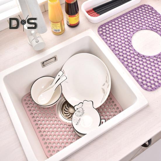Silicone Sink Mat with Center Drain Heat-Resistant Flexible Non-Slip Design Easy To Clean Reusable Sink Protector Mat