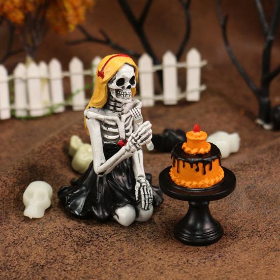 Skeleton Girl Ornament Skeleton Girl Eating A Cake Figurine Gothic Tabletop Sculpture for Halloween Party Decoration