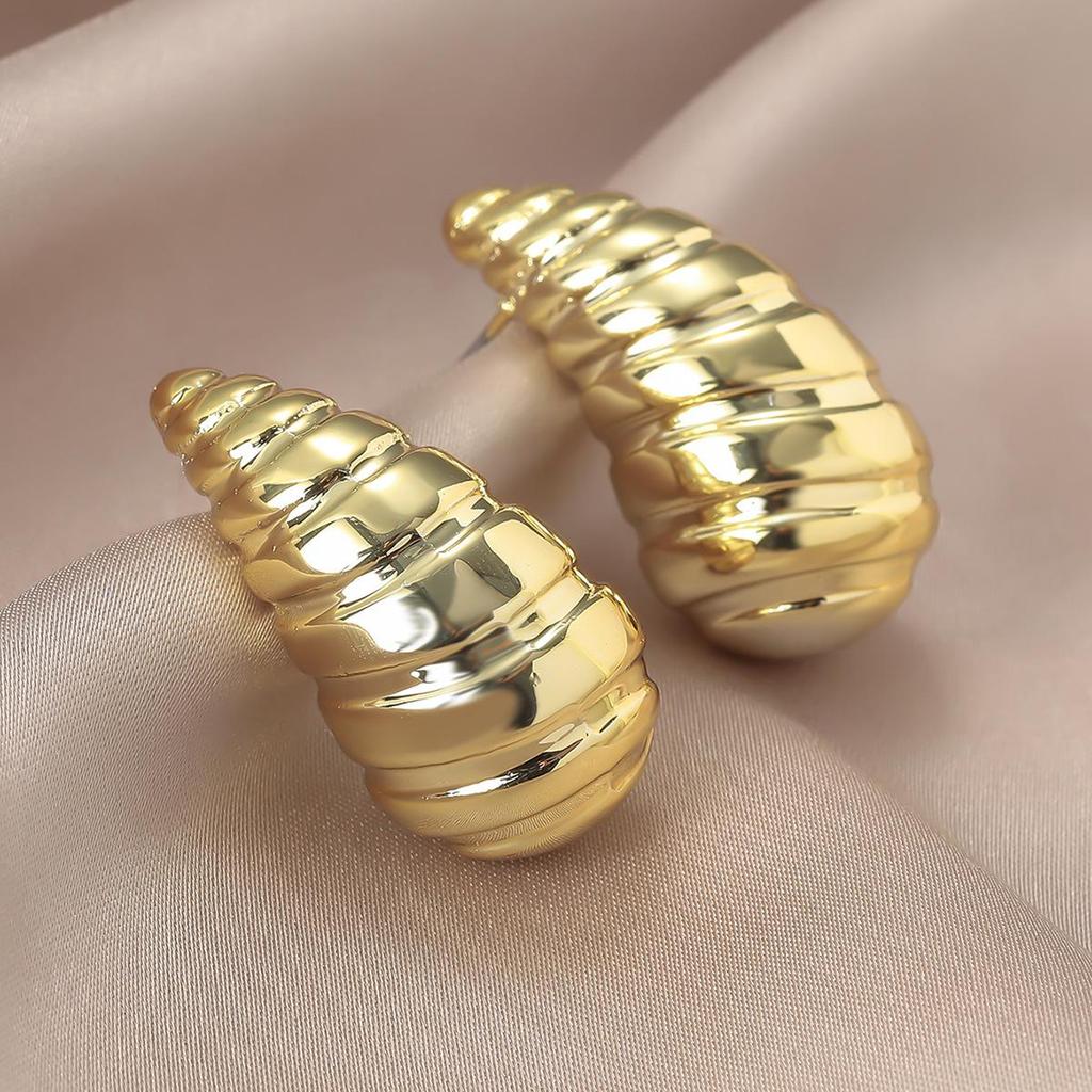 Exaggerated Holiday Fishtail Metal Earrings - Fashionable European & American High-end Style