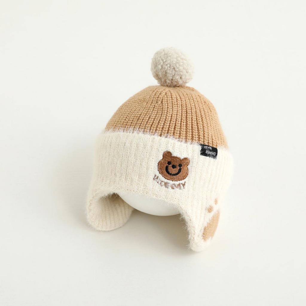 New Autumn and Winter Baby Ear Protection Hat, Warm and Cold Proof Hat, Comfortable Baby Double Ball Soft and Sticky Toe Cap