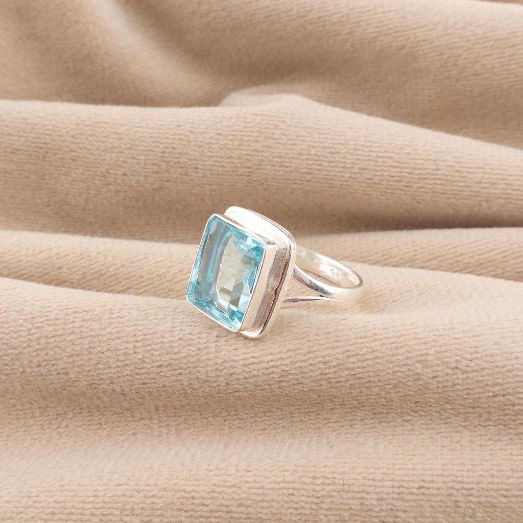 Naturlig Himmelblå Topas Ädelsten 925 Sterlingsilver Handgjorda Smycken Designer Damring För Jubileumspresent RR-79-2