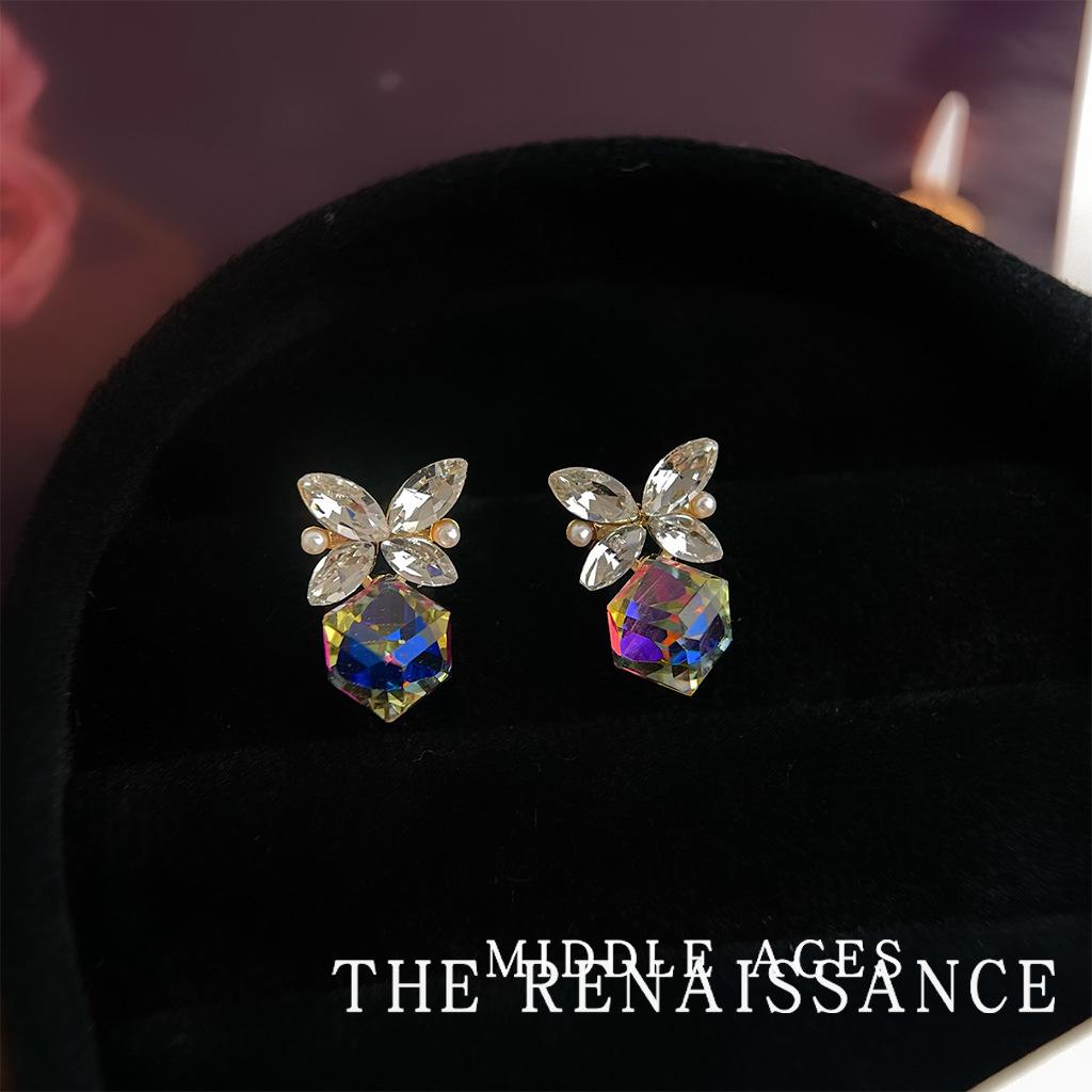 Colorful Sugar Cube~ Full of Zircon Butterfly Stud Earrings Geometric Square Color Light Earrings Sweet Small Fresh Earrings