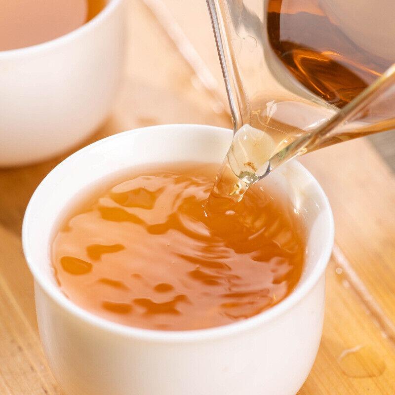 357g Ciasto herbaciane Yunnan Pu'er Brązowa górska surowa herbata Starożytne drzewo Yunnan Ciasto herbaciane