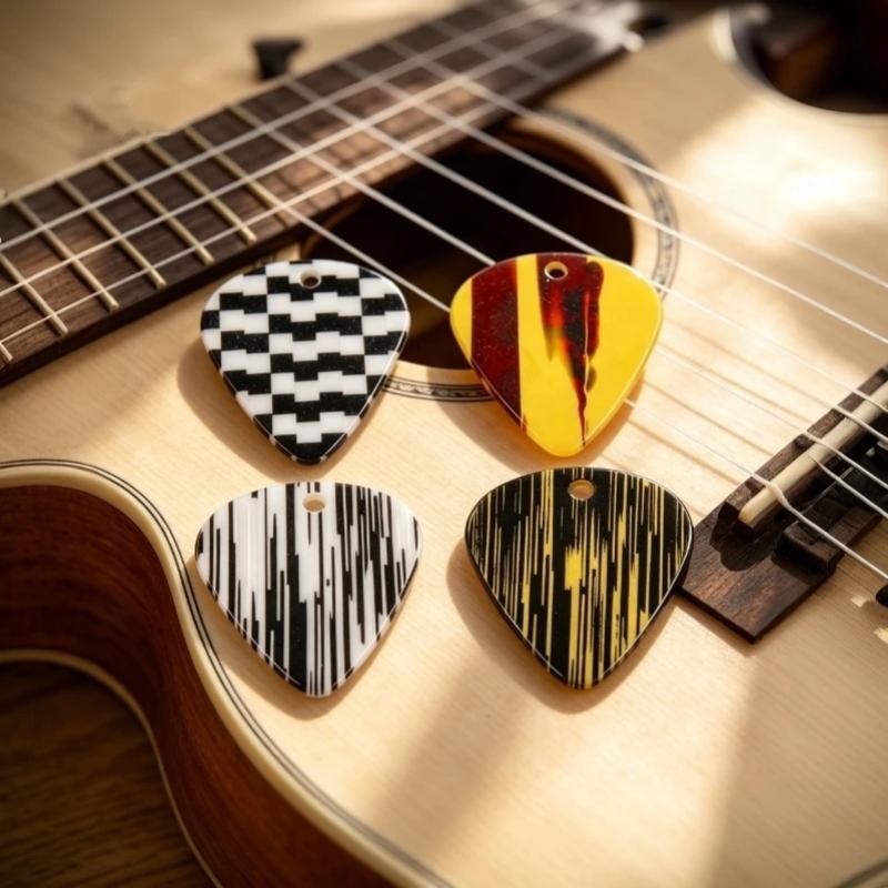 Non-slip Comfort Grip Guitar Picks 1Pcs Celluloid Art Pattern for Electric Guitar Practice Live Stage Use