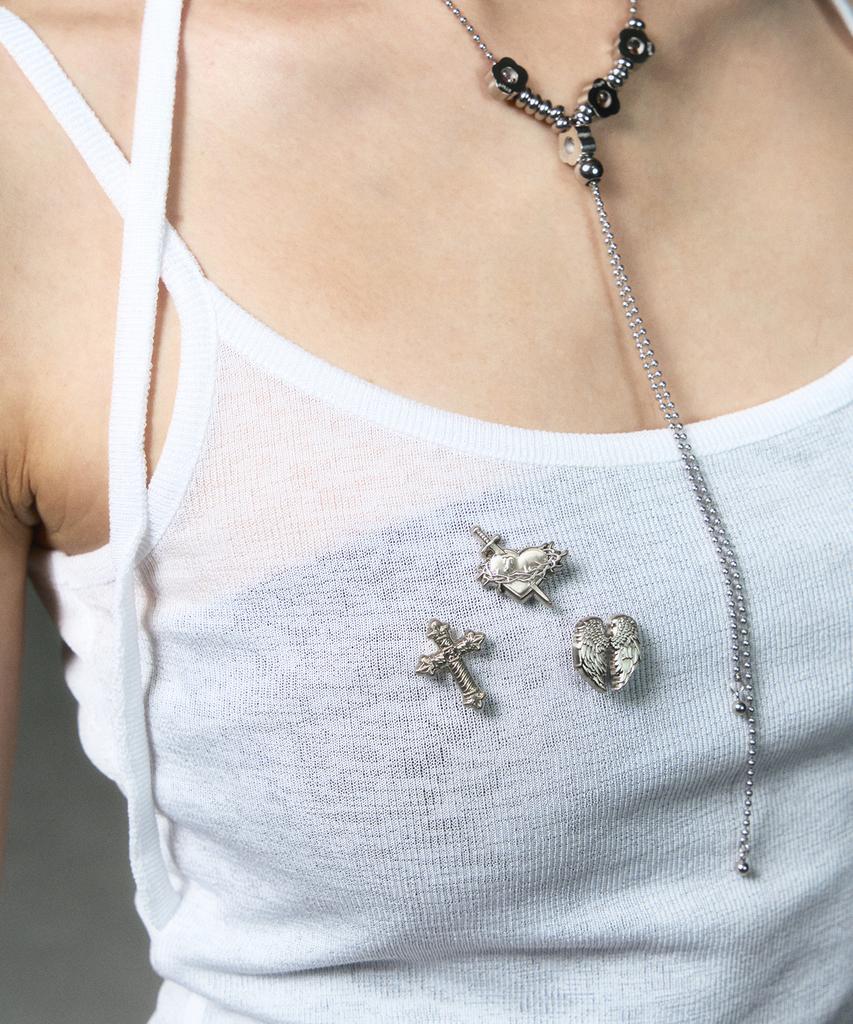 Sentiments No.704 [Silver] Badge