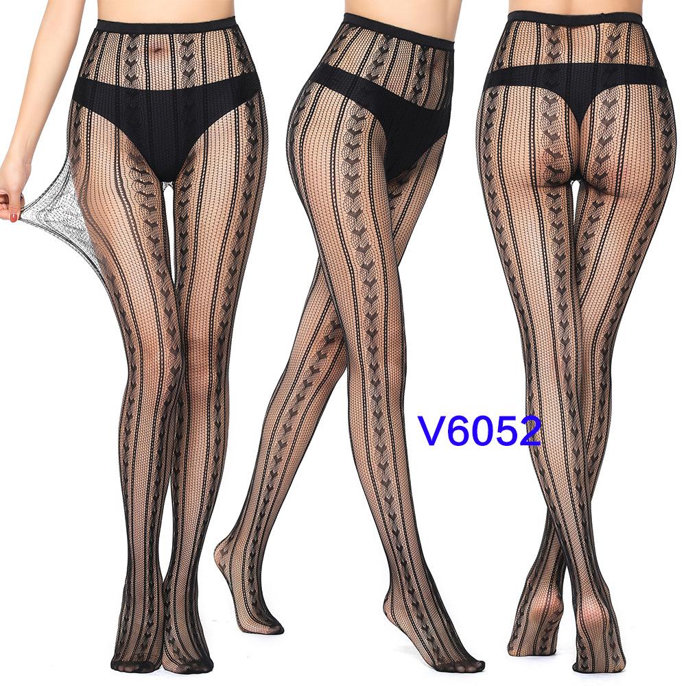 Warp Knitted Seamless Trend Jacquard Fishing Net Socks, Little Love Tiger Pattern Grid Black Stockings