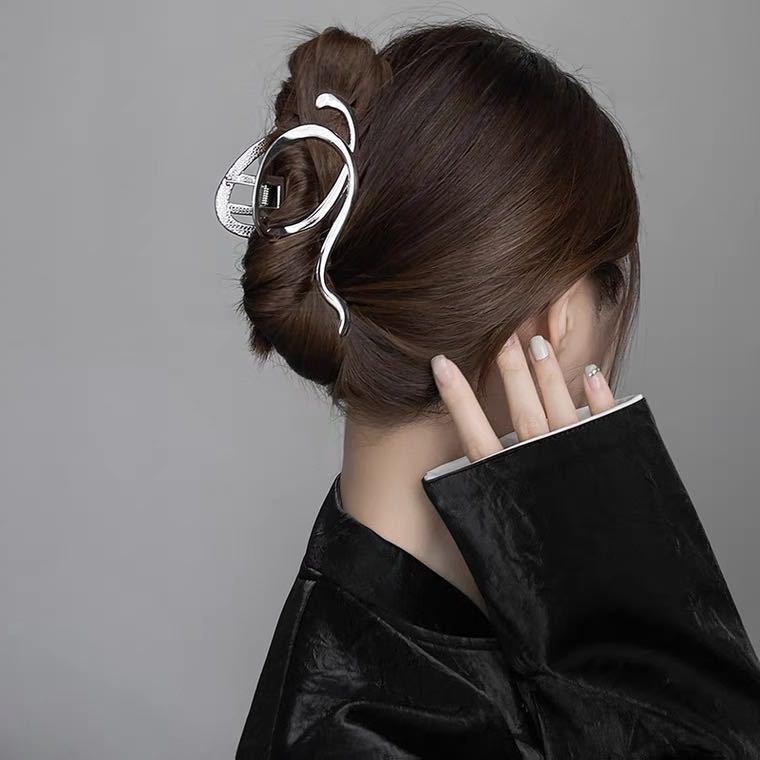 Silver Metal Geometric Shark Hair Clip for Thick Hair