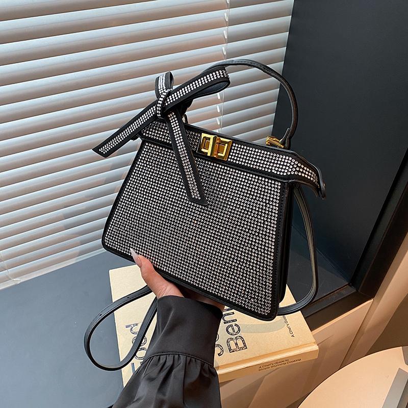 European and American New Diamond-encrusted Handbag Fashionable Retro Full Diamond Shoulder Messenger Chain Women's Bag