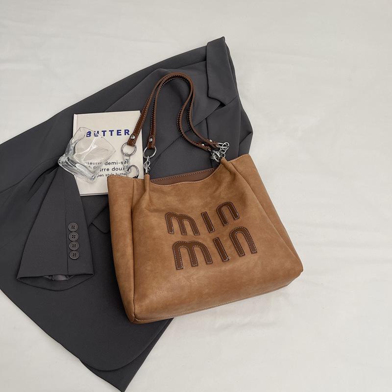 Casual Commuting Tote Bag for Women, Large Capacity Autumn New Simple Texture Shoulder Shopping Bag