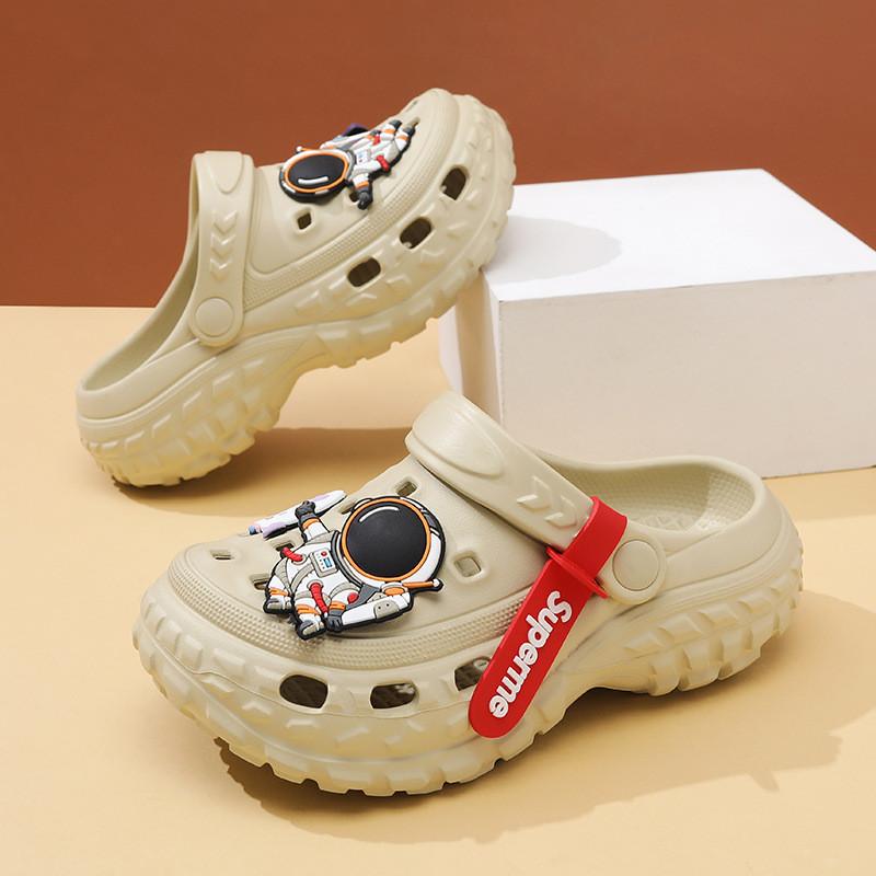 Comfortable And Stylish Kids' Eva Hole Shoes Breathable Non-slip Beach Sandals For Boys