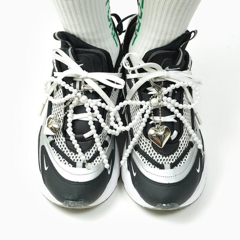 Schlüsselanhänger mit Perlenband