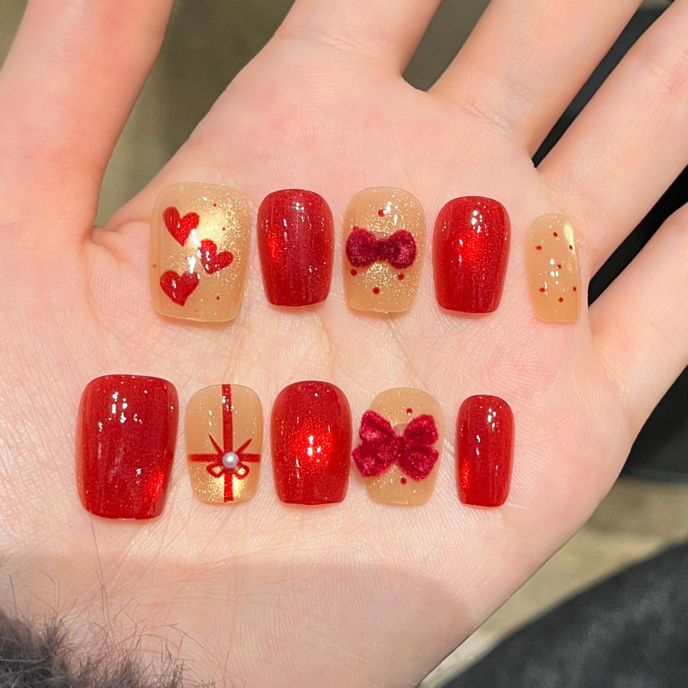 Velvet Bow Short Red Cat Eye Wearable Fake Nails - Thickened Cute Nail Art for New Year Bagged S
