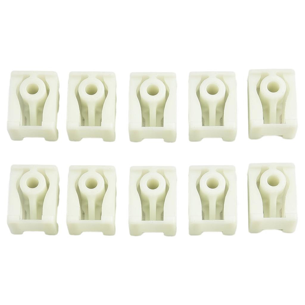 Clip Schwarz +Weiß Kotflügel Vorne Hinten 07147311312 07149213164