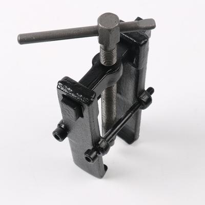 Zwei Klauen Ziehpferd Demontagewerkzeug Lagerabzieher Code zwei Greifen zweibeiniger Lagerabzieher multifunktional klein