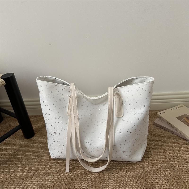 Einschulter-Großtasche mit modischem großem Fassungsvermögen für den täglichen Weg zur Arbeit, trendiges und Nischen-Design-Tragetasche