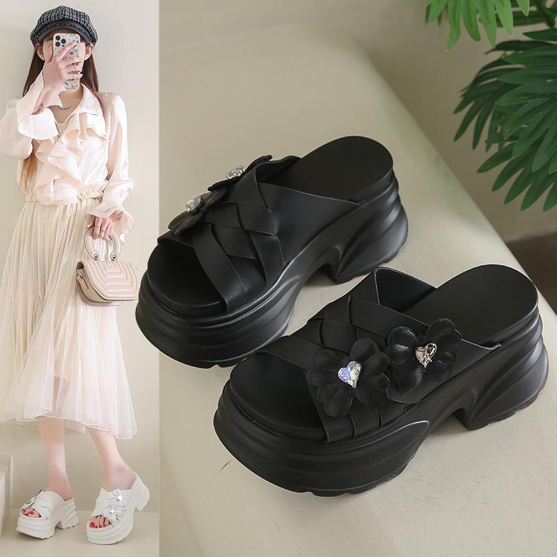 

Новые крутые шлепанцы на толстом каблуке, женские летние новые шлепанцы на толстой подошве-маффин с полым носком-рыбкой, модные шлепанцы на один ремешок 40 чёрный