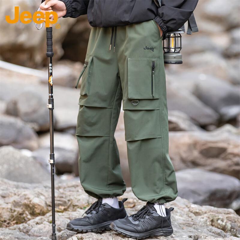 JEEP Men's Loose Fit Multi-Pocket Cargo Pants