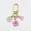 A-Z Letter Charm Enamel Keychain Pink Cherry Blossom Heart Design Key Ring for Graduation Souvenir Gift