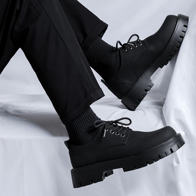 Leather shoes men's new black casual fashion versatile leather shoes soft sole big head thick sole small leather shoes 2235-R