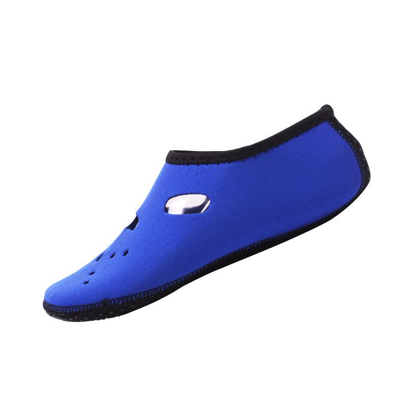Enhanced Diving, Beach, and Yoga Socks - Breathable Flipper Covers for Snorkeling and Water Parks