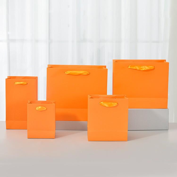 

Solid Color Paper Gift Box for Lipsticks - Ideal for Valentine s Day, Birthday, or Party Favors