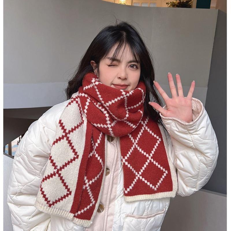 Christmas gift red scarf women's winter plaid versatile warm knitted wool senior sense student scarf