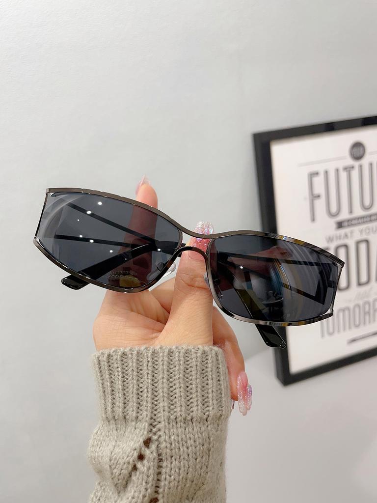 Yk2Girl Punk Style Sunglasses Women Unique Double Beam Hollow Future Tech Ins Trendy Fashion Accessories