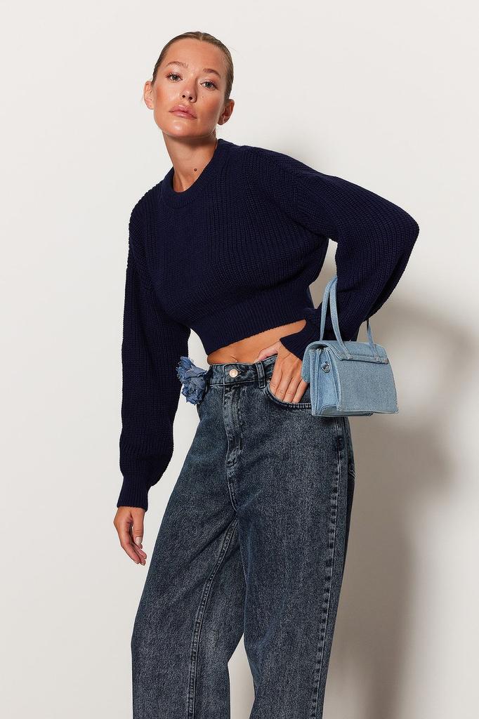 Women's Elegance Style Sweater Black Super Crop Basic Knitwear Sweater