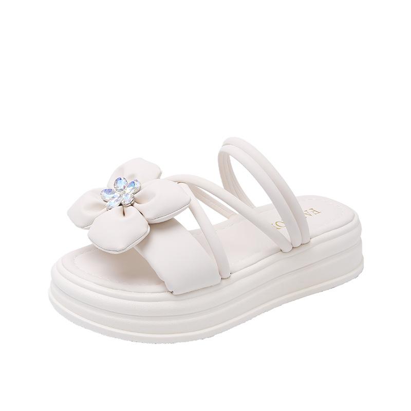 

Wearing fairy wind flat bottom two wearing cool slippers female 2025 summer new bow beach thick bottom one-word drag female 35