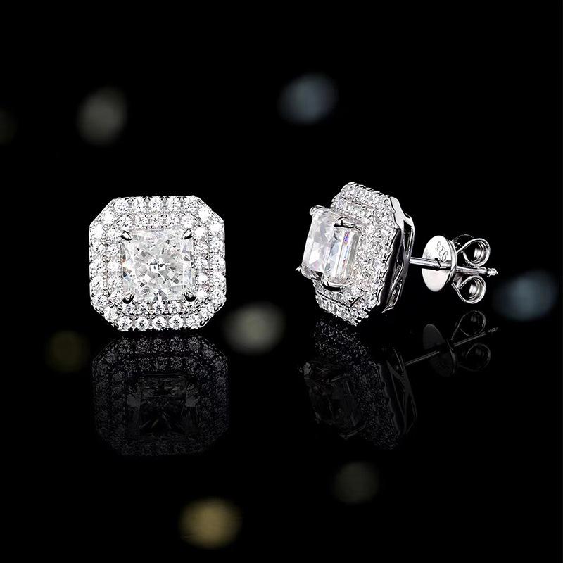Hui Zhiyi 2023 Bartia Style 925 Silver Simulated One Carat Diamond Pave Earrings