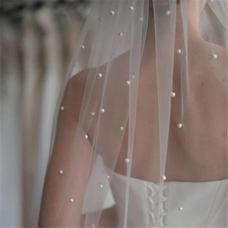 Beadwork Pearls Bridal Veil Soft Tulle Seethrough Head Veil with Easy Wear Hair Comb for Romance Wedding Photography