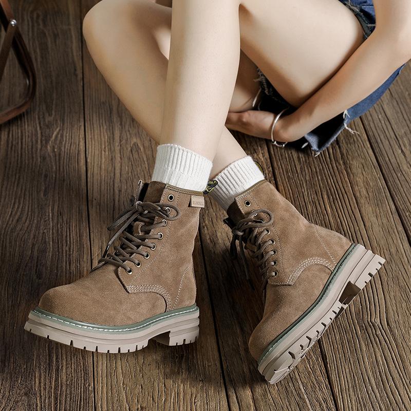 High-top Martin boots 2025 male and female couples rhubarb boots thick-soled tooling boots British wind desert boots 8117-M