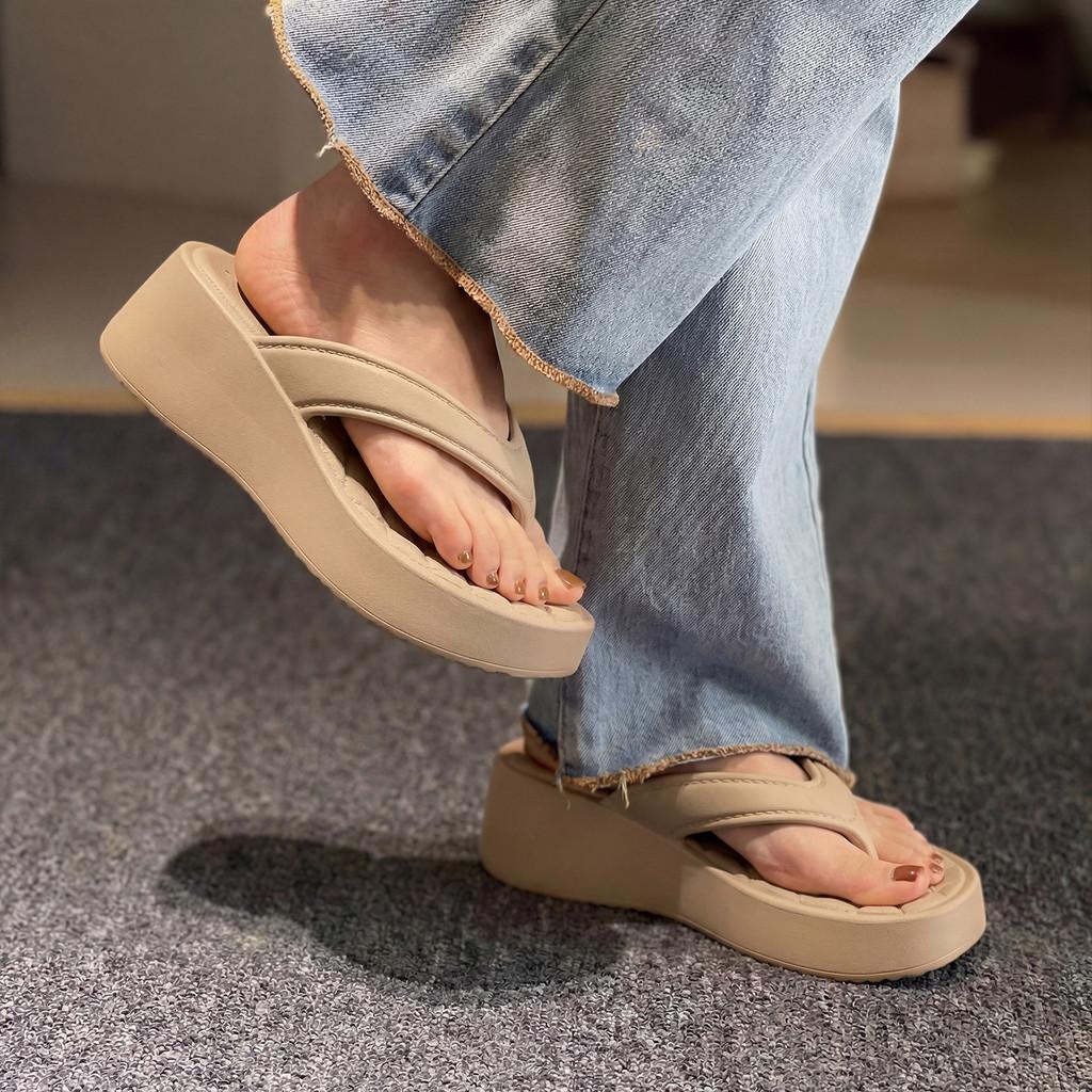 Eva Platform Flip Flops For Women With Thick Sole And Nonslip Design For Summer Casual Wear
