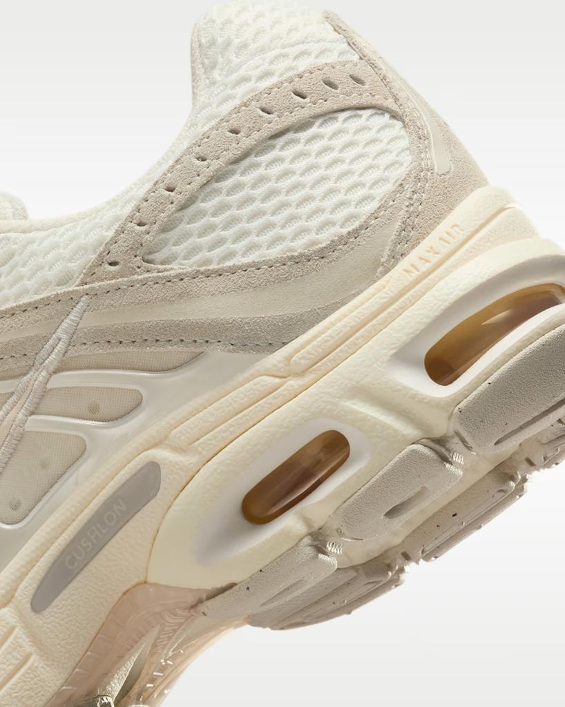 IO4862-100 Nike Air Max Moto 2K SE Sail Phantom Pale Ivory (Women's)
