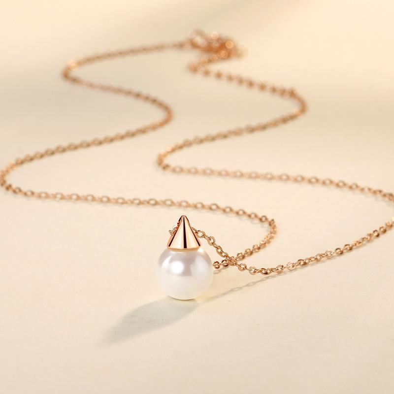Small Bulb Pearl Necklace Women's Fashion Retro Geometric Personality Triangular Pearl Pendant Necklace Gift