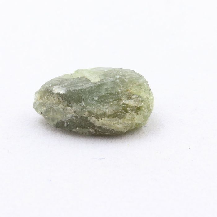 Pierres et Minéraux. Peridot. 3.105 ct. Almklovdalen, Vanylven, Norvège.