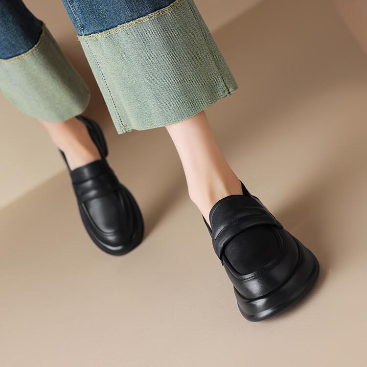 Брендовые женские туфли VANGULL кожаные однотонные лоферы на среднем каблуке и платформе с круглым носком 34 чёрный 6165₽