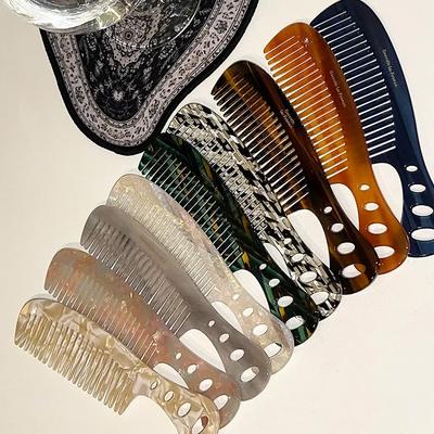 Brosse à cheveux de poche (9 couleurs)